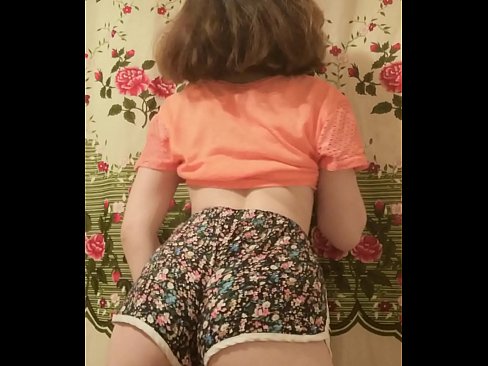 ❤️ 섹시한 젊은 아기 스트립 떨어져서 그녀의 반바지 에 카메라 ️ 포르노 비디오 우리 ko.verhentai.ru ️❤