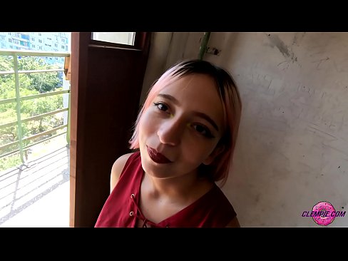 ❤️ 학생 관능적 인 짜증 아웃백에서 낯선 사람 얼굴에 정액 ️ 포르노 비디오 우리 ko.verhentai.ru ️❤
